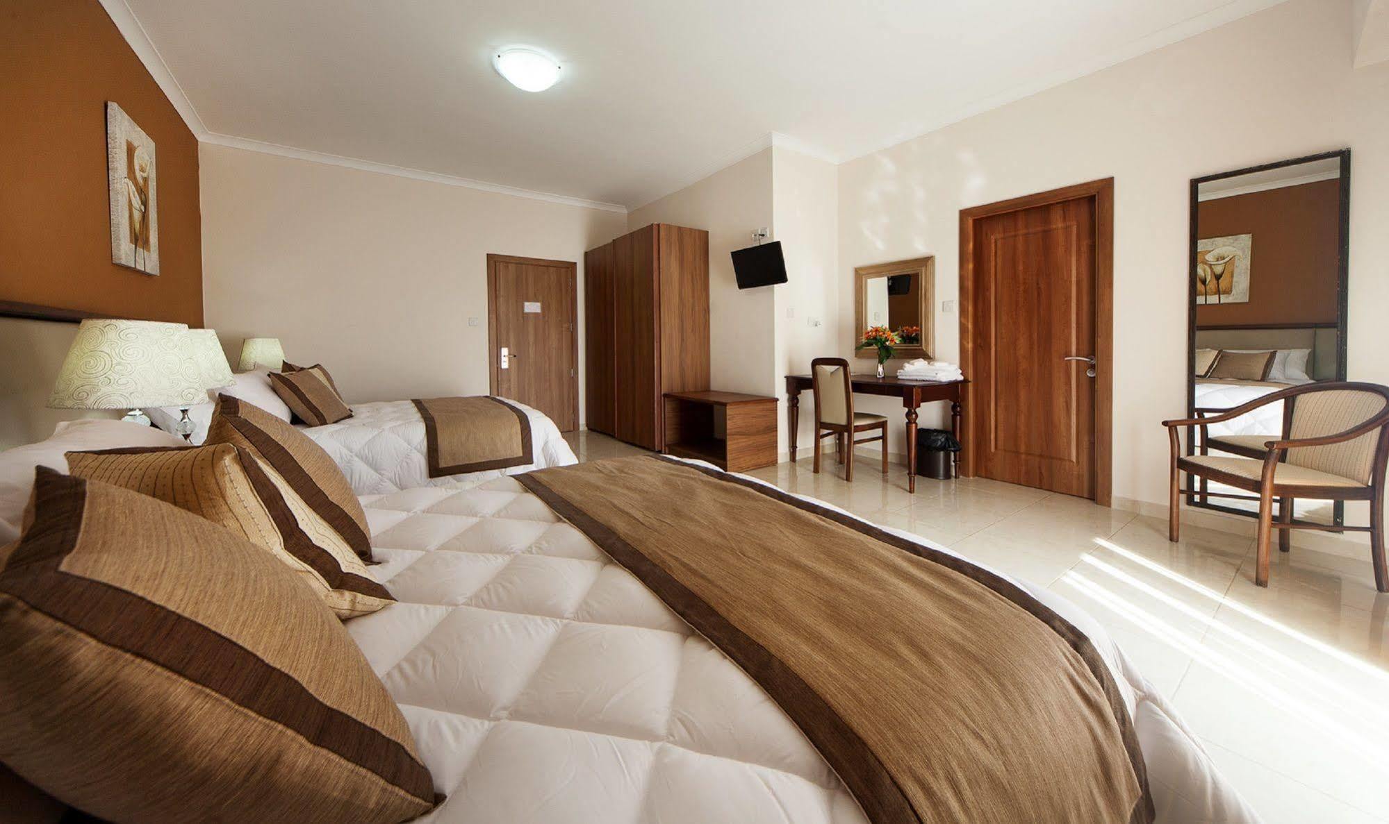 Port View Guesthouse Marsaxlokk Exterior photo